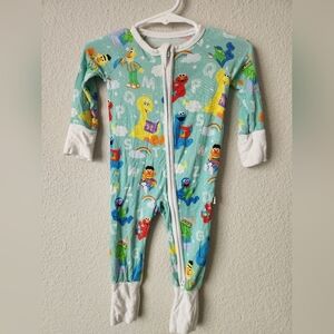 Little sleepies sesame street 0-3